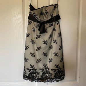 NWT White House Black Market Strapless Lace Dress